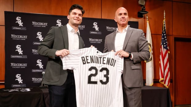 Chicago White Sox outfielder Andrew Benintendi